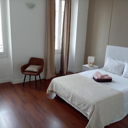 Quartier Le Plus Anime De Marseille "La Plaine Cours Julien "Chambre Avec Salle De Bain Wc Privee Integrees "Dans Appartement المظهر الخارجي الصورة