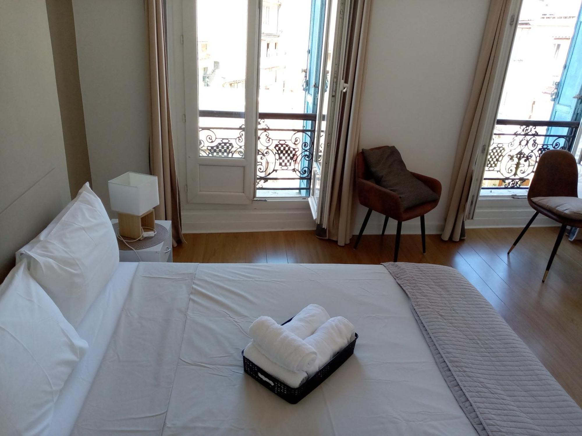 Quartier Le Plus Anime De Marseille "La Plaine Cours Julien "Chambre Avec Salle De Bain Wc Privee Integrees "Dans Appartement المظهر الخارجي الصورة